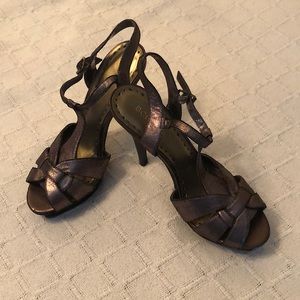 BCBGirls bronze high heels 👠 Open toe heels size 8.5